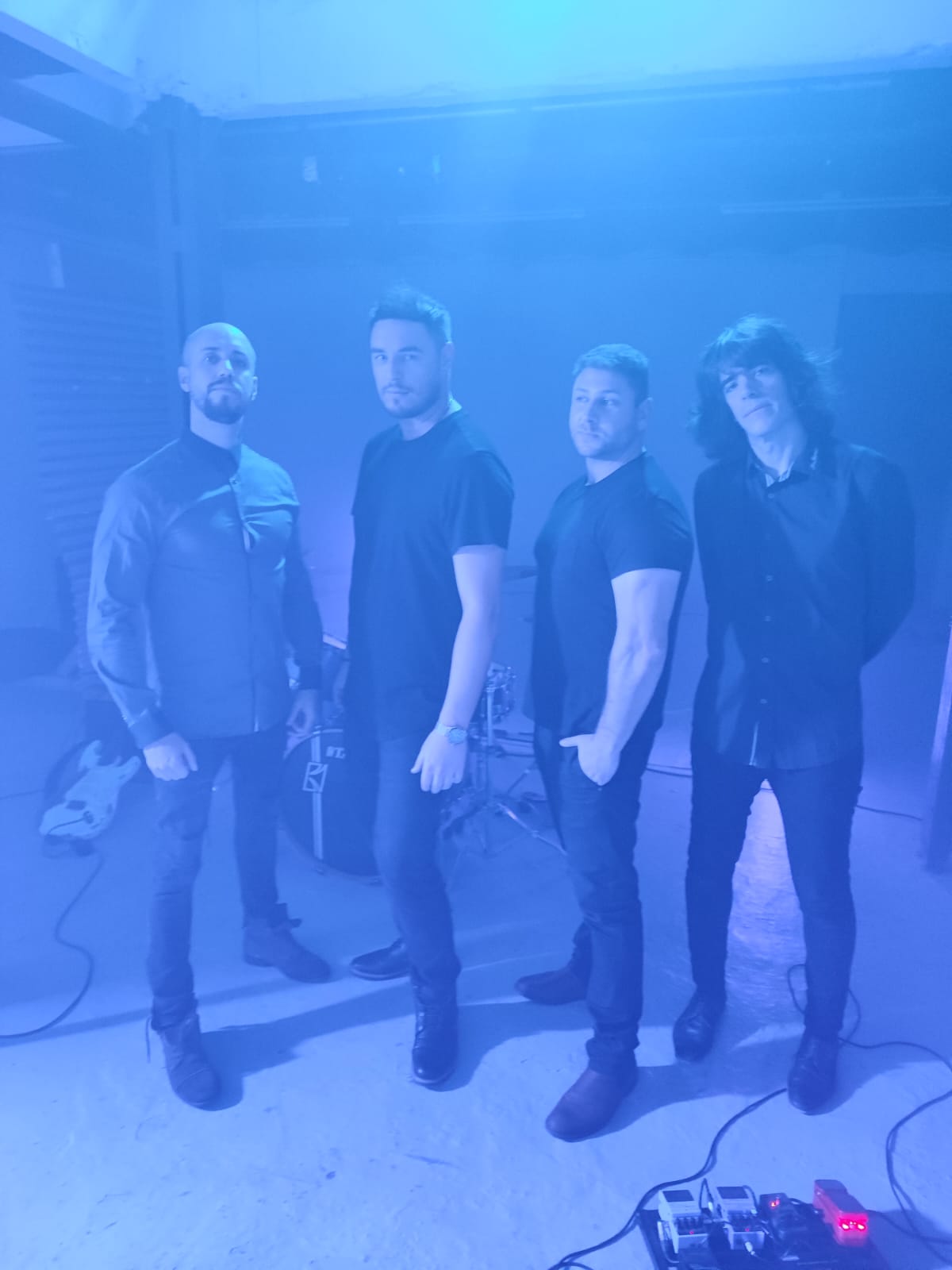 Fotografía promocional de ALPHA CIRCLE EN EL PERRO