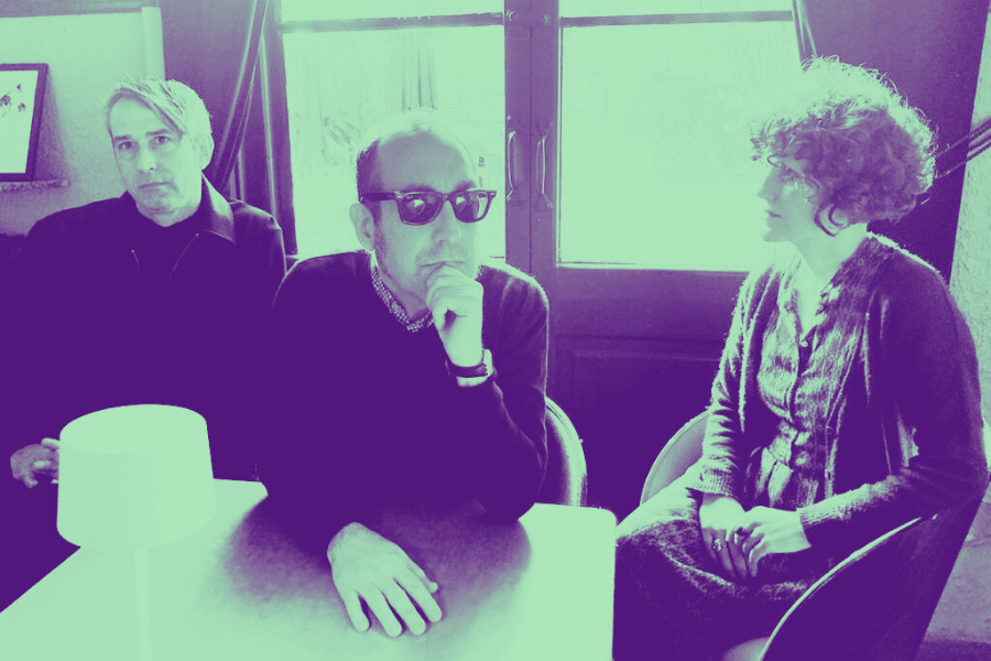 Fotografía promocional de COMANDO SUZIE + VETA en El perro de la parte de atrás del coche (Madrid)