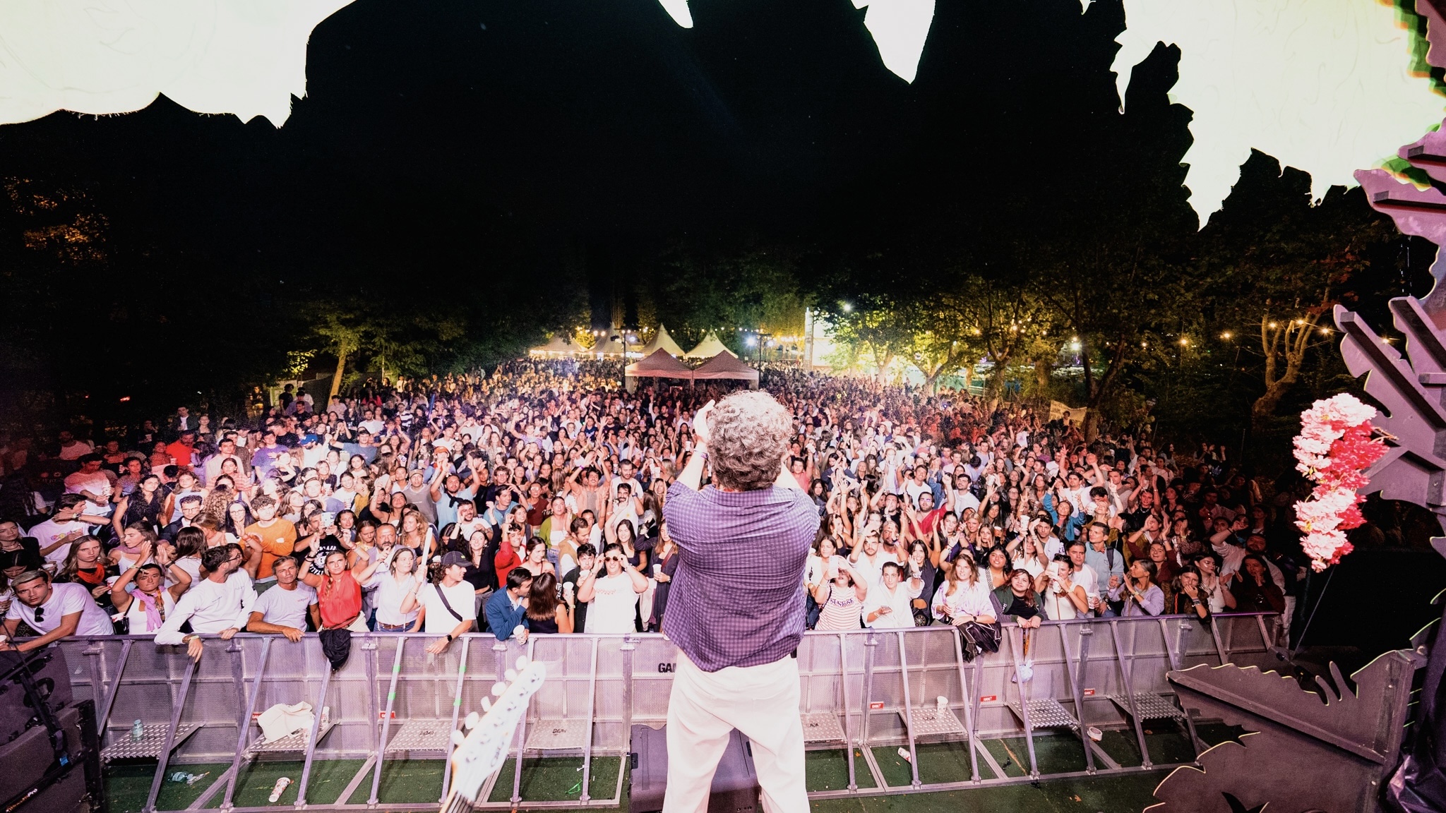 Promotional photograph of Concierto de Alex Wall en Barcelona (Razz3).