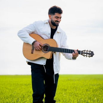 Fotografía promocional de Concierto de Gonzalo Alhambra en Sanlúcar de Barrameda