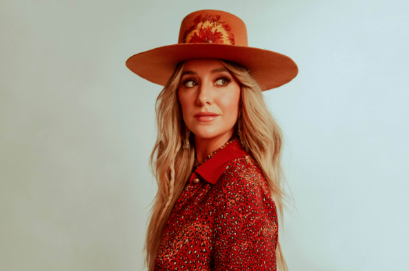 Fotografía promocional de Concierto de Lainey Wilson + hardy + Dylan Marlowe en Peoria