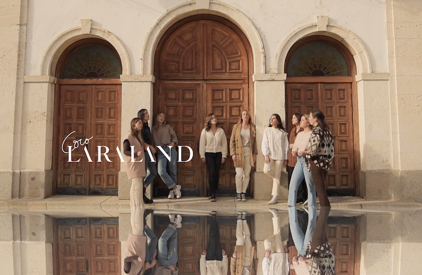 Fotografía promocional de Coro Laraland