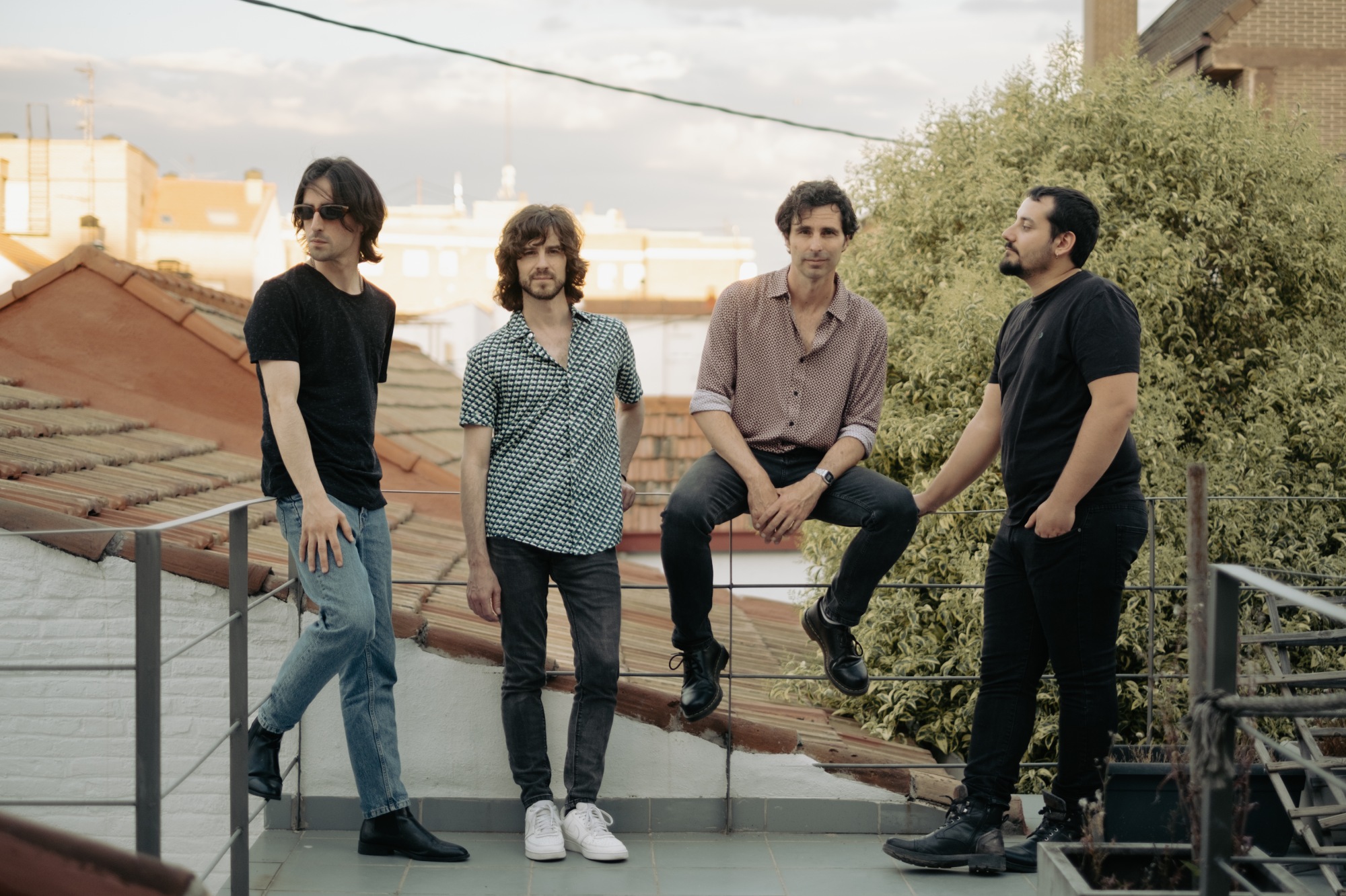 Fotografía promocional de Dèla Rous + Joaquín Fénix en Maravillas