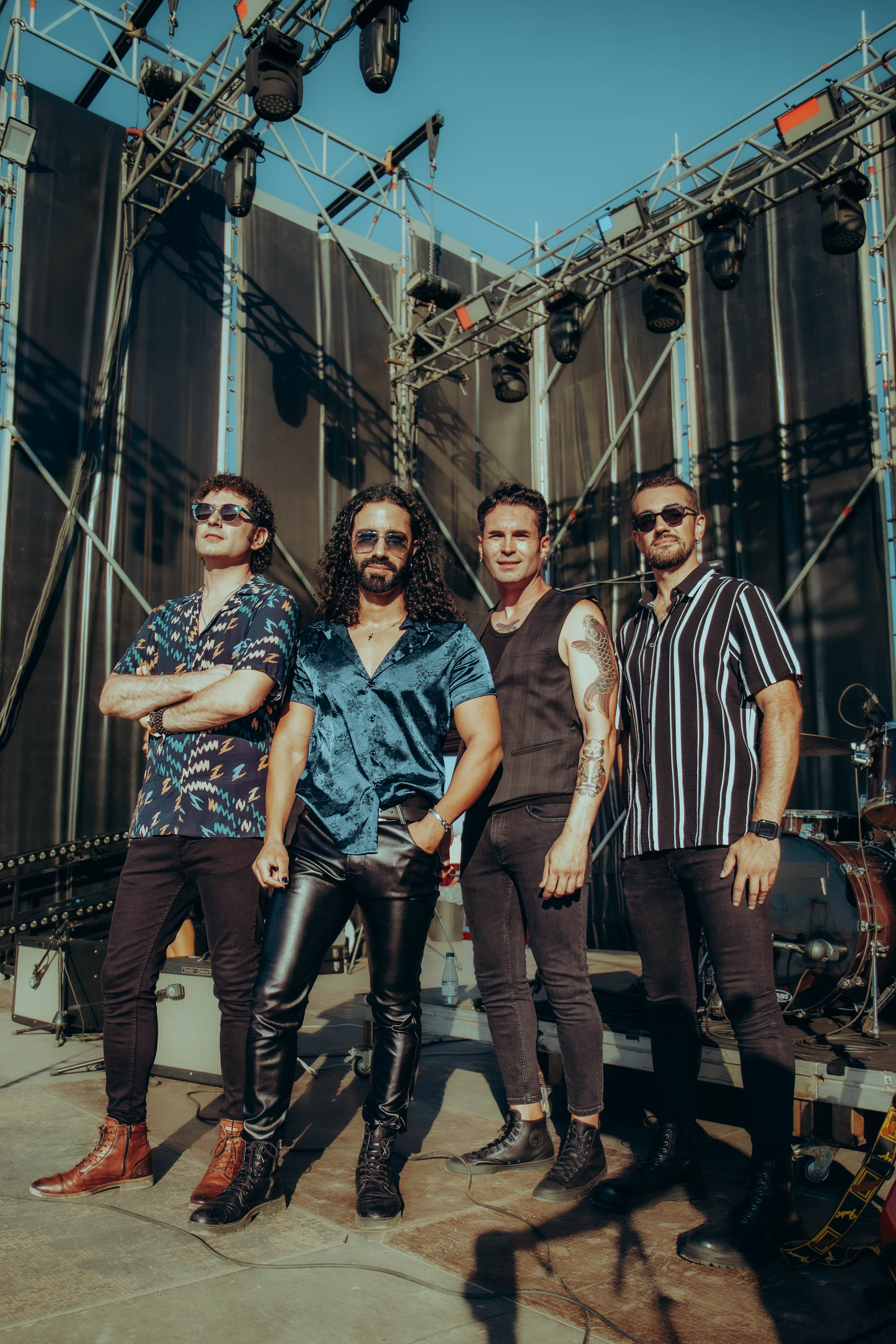 Fotografía promocional de DENISDENIS + BELONA EN ALICANTE