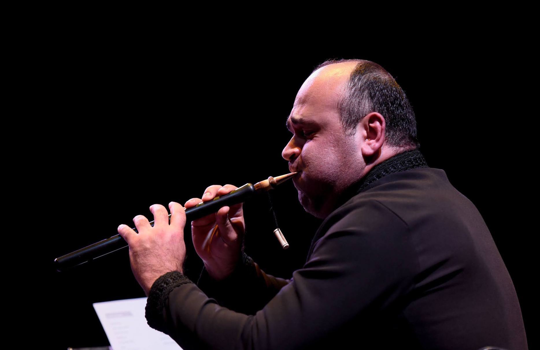 Fotografía promocional de Dúo Karakhanyan: Viaje espiritual entre Oriente y Occidente