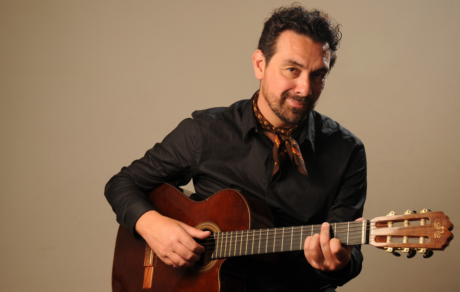 Fotografía promocional de Hernán Lucero en Madrid