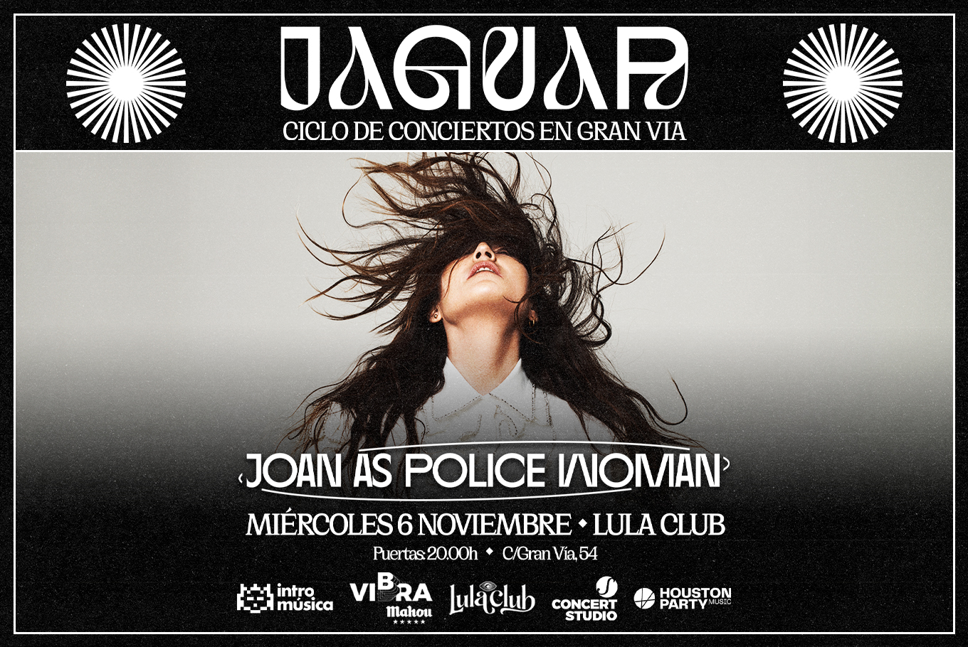 Fotografía promocional de Joan As Police Woman en Ciclo Jaguar
