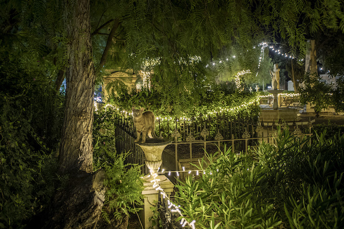 Promofoto von Las Noches del Inglés. La historia cantada. Con Ana Pérez-Bryan y Diego Lara.