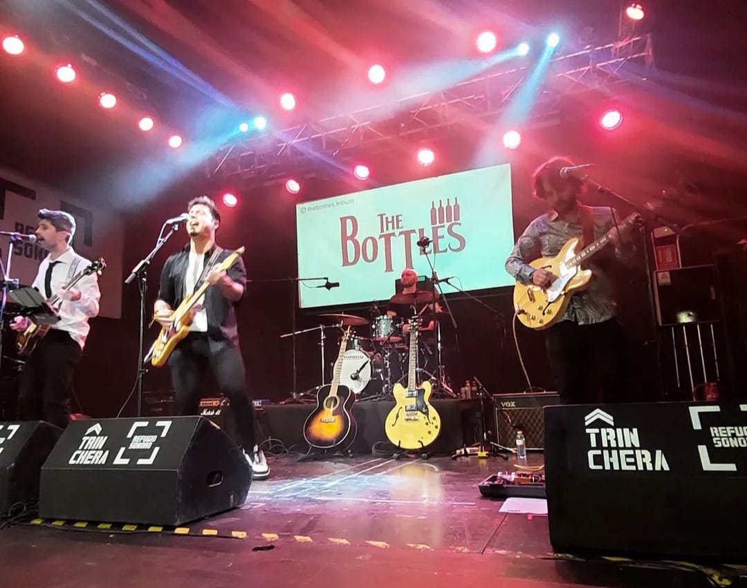 Fotografía promocional de Las Noches del Inglés. The Bottles