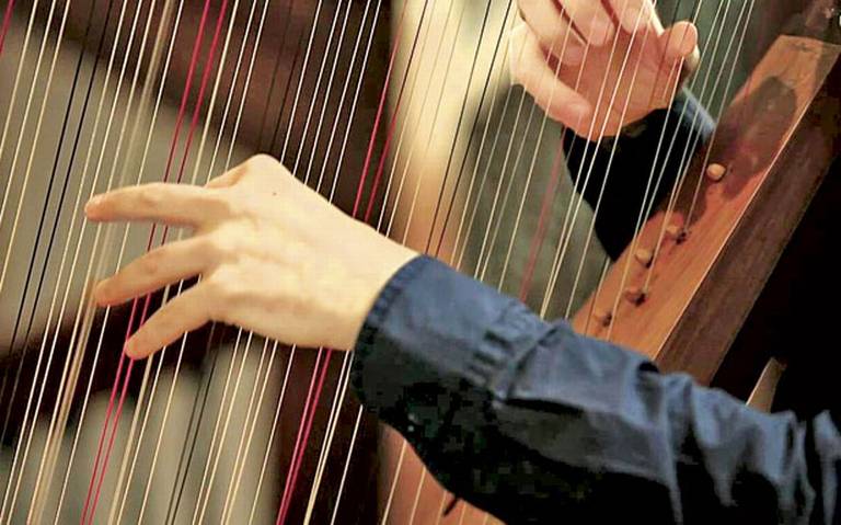 Fotografía promocional de Las Noches del Inglés. Trío de arpas de Málaga
