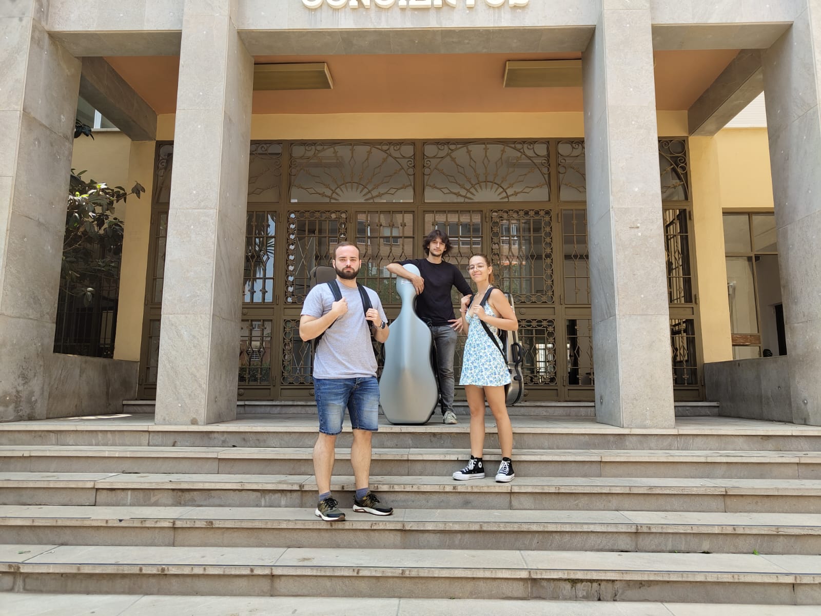 Fotografía promocional de Las Noches del Inglés. Trío Diómedes