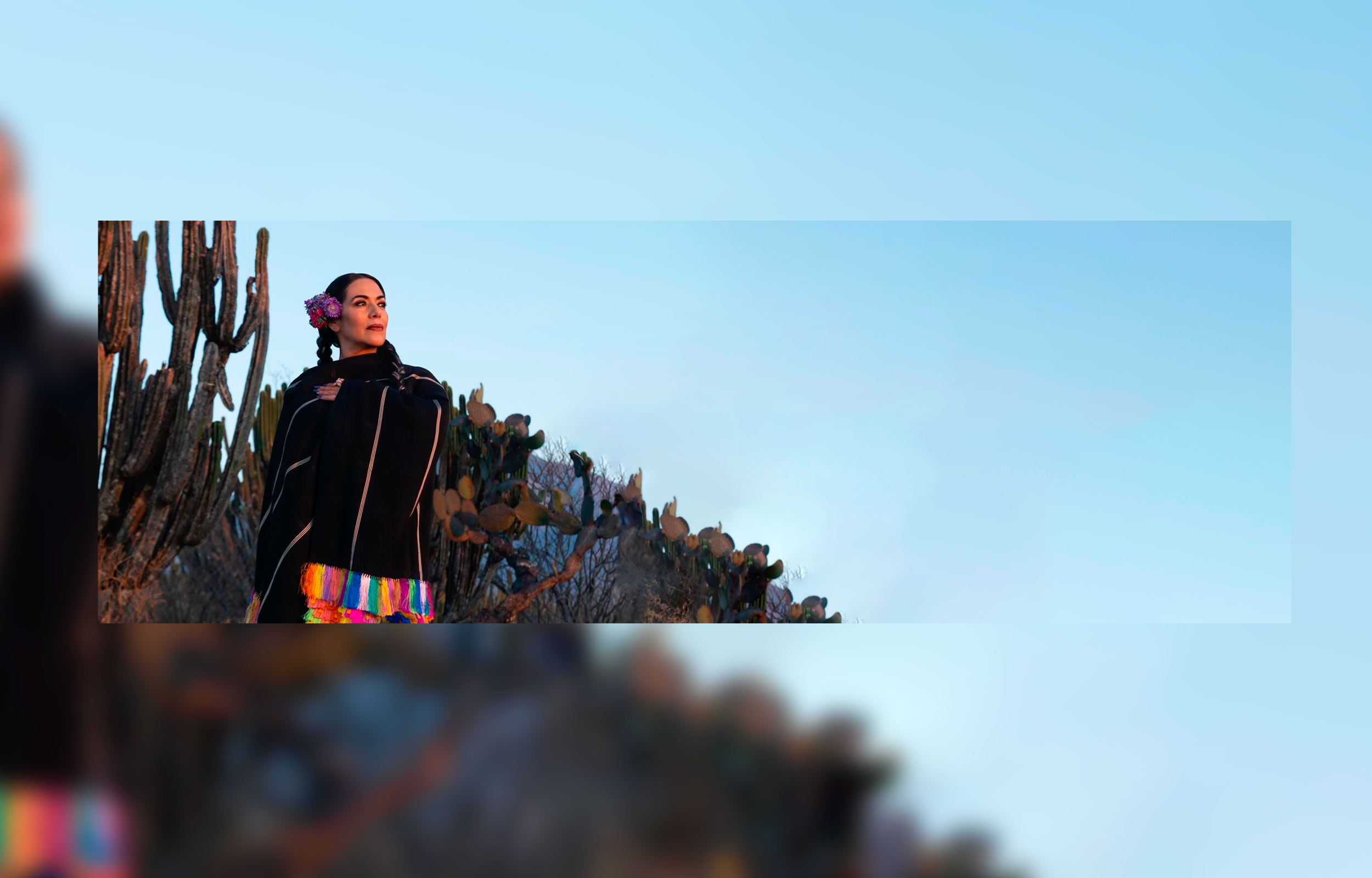 Fotografía promocional de Lila Downs "Gira Dos Corazones" en Valladolid