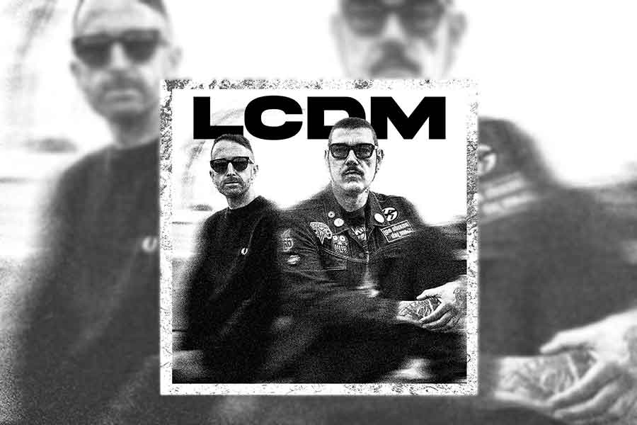 Promotional photograph of Los Chikos del Maíz en Londres.