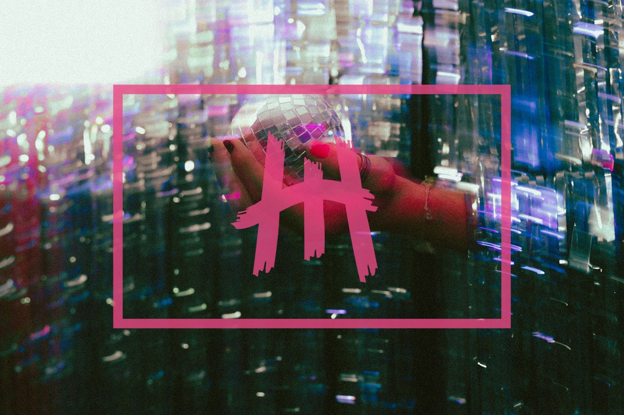 Fotografía promocional de Mallo en Madrid (El Perro de la Parte de Atrás del Coche)