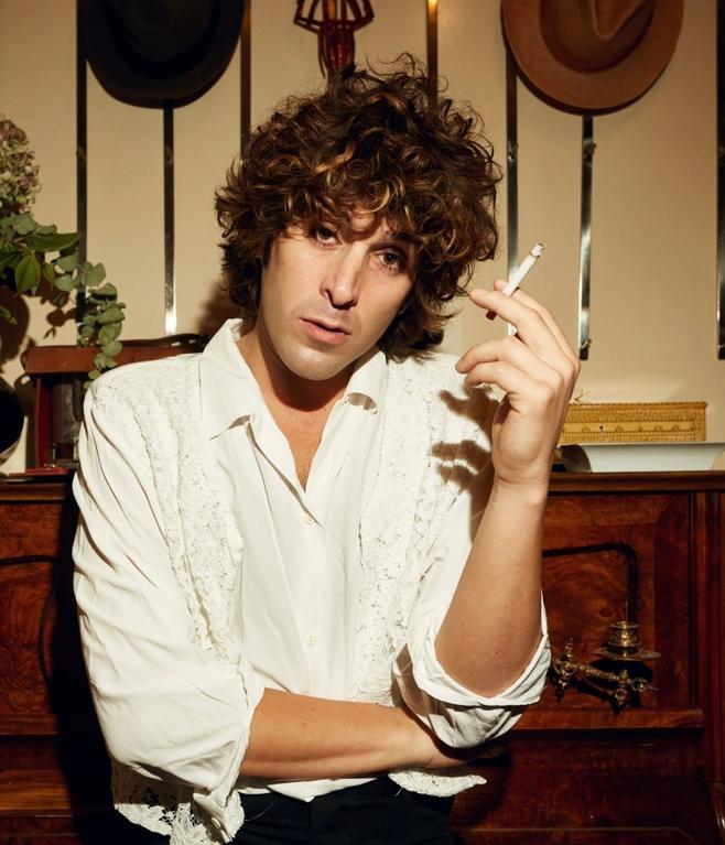 Promofoto von Maximiliano Calvo en Santander.