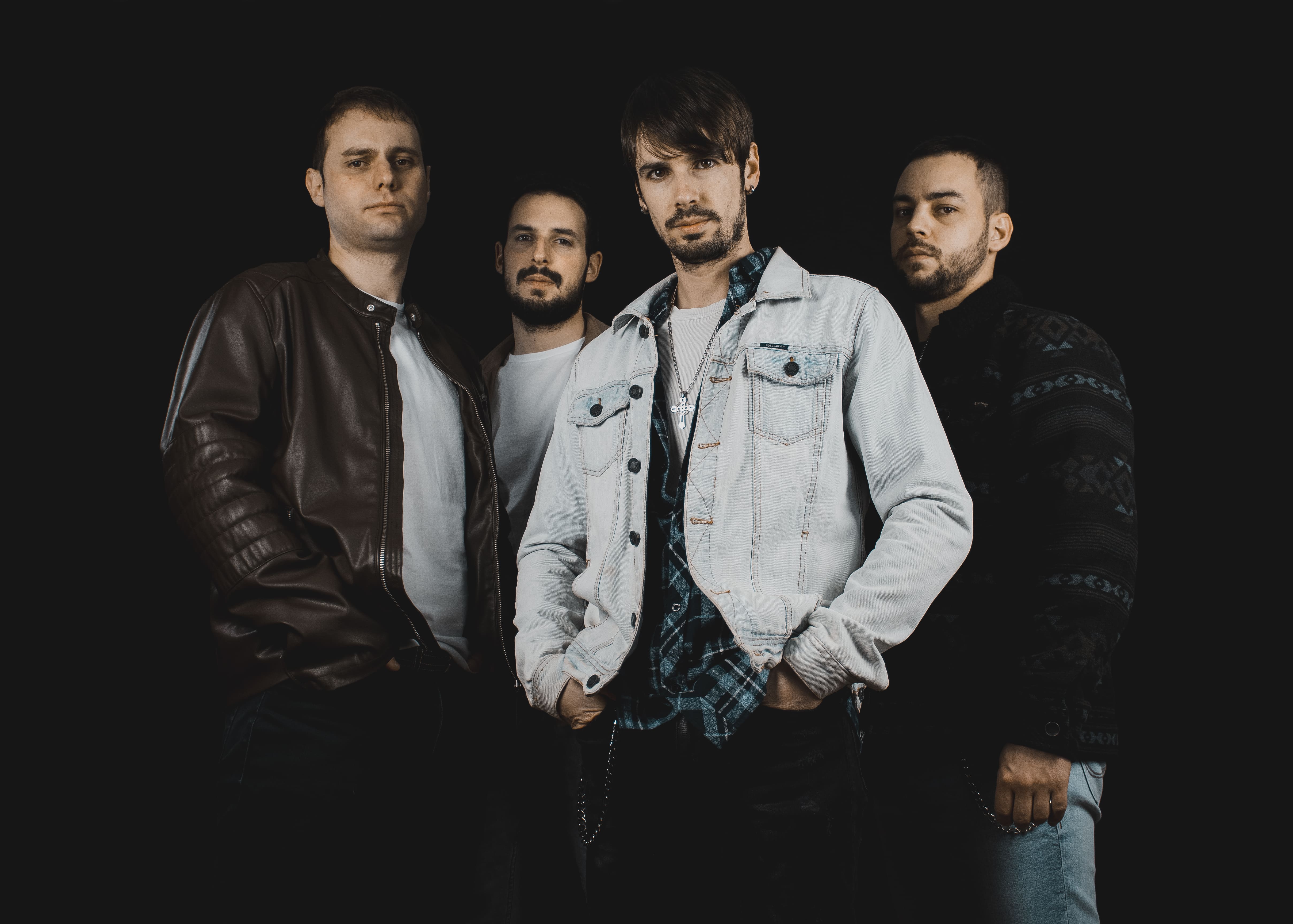 Fotografía promocional de Menos Lobos + Kilómetro 11 - Gijón, Sala Tizón