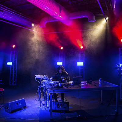 Fotografía promocional de MIXTURA JUNIO: Cravat + Duäl | La Térmica (Málaga)