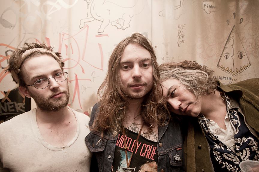 Fotografía promocional de PAINT FUMES + Dame Du Ton en Córdoba