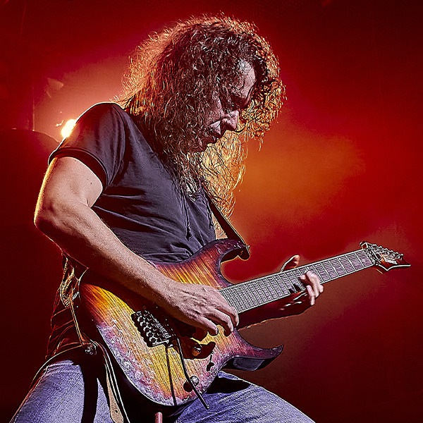 Fotografía promocional de Robert Rodrigo