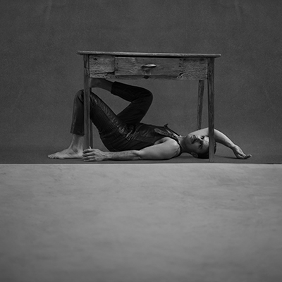 Fotografía promocional de Rodrigo Cuevas en Bilbao