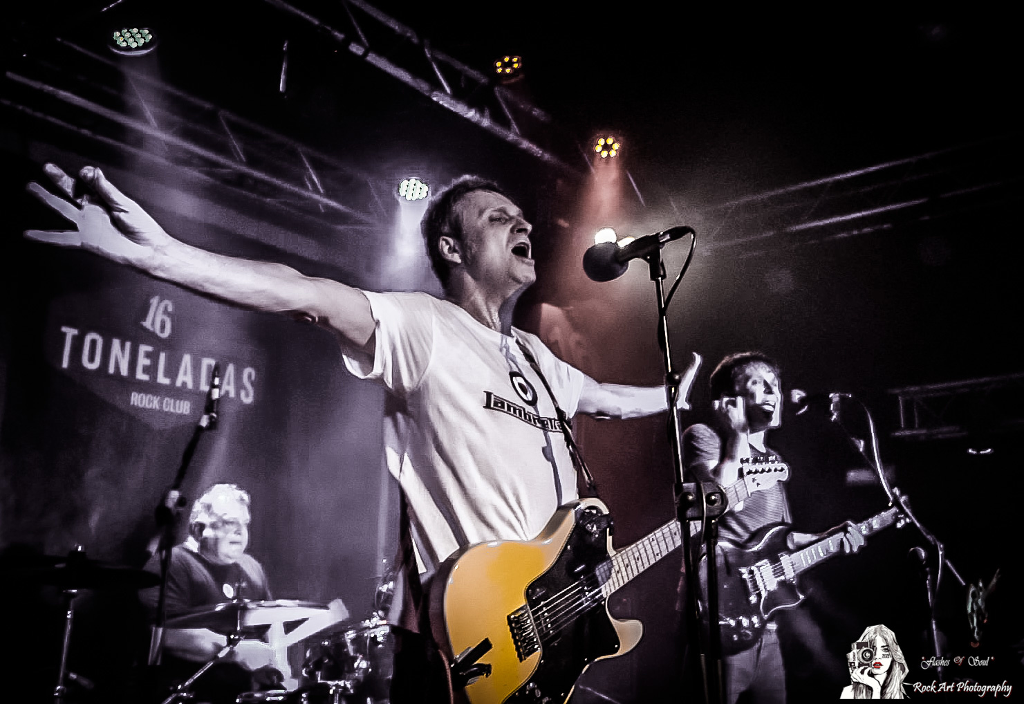 Fotografía promocional de THE CHORDS UK en concierto