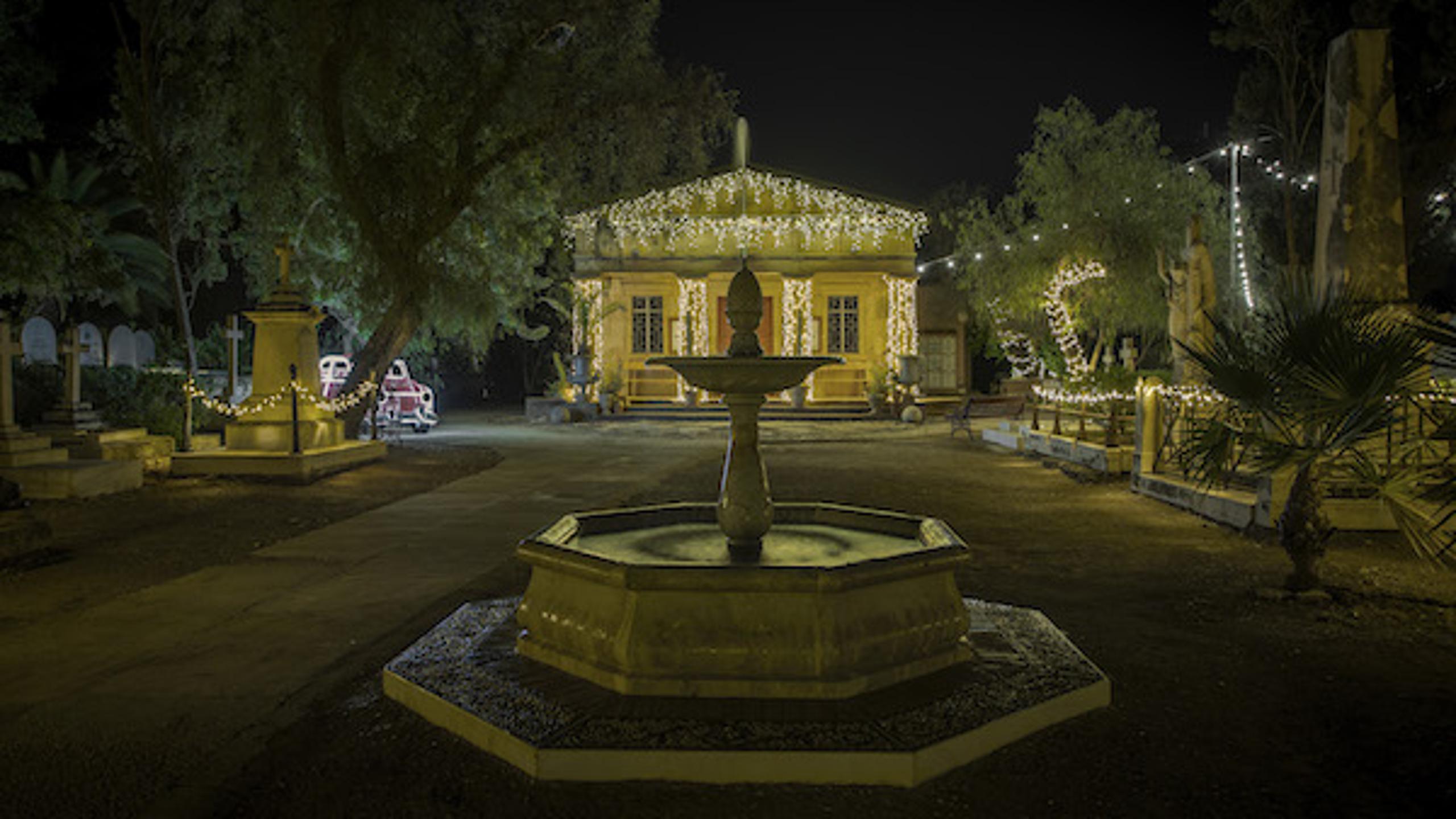Fotografía promocional de Visita guiada al Cementerio Inglés de Málaga. Martes 22 agosto. 22.00h