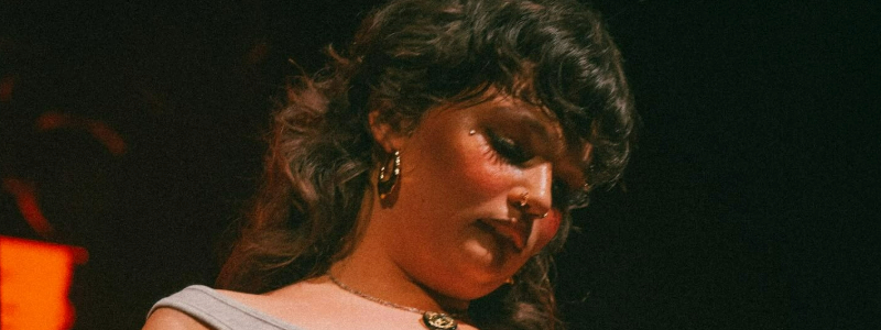 lola young cantante