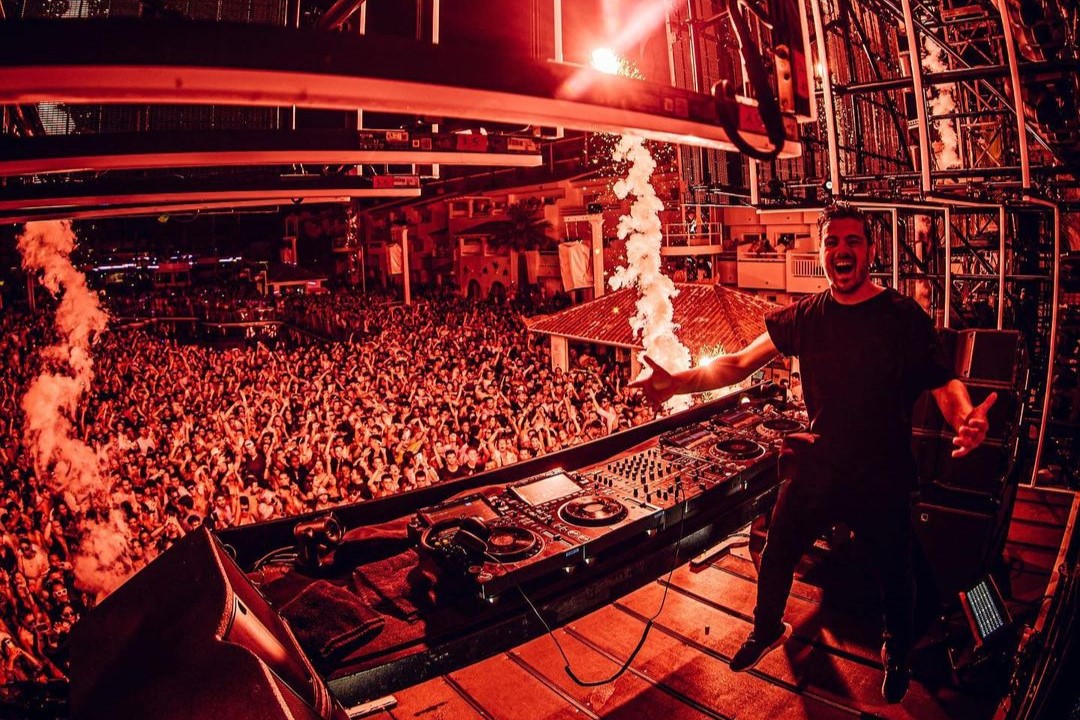 martin garrix, residente en usuhaia ibiza
