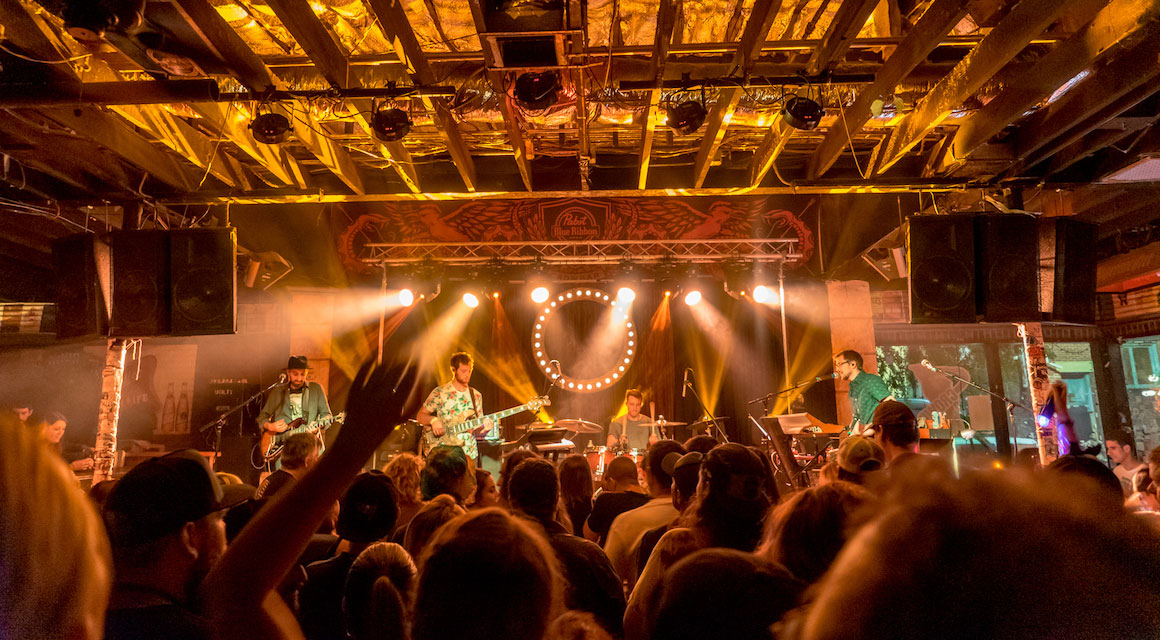 Imagen de Crowbar (Tampa)