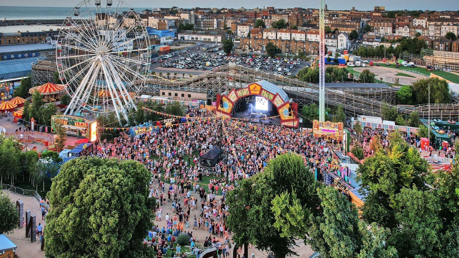 Promotional photograph of Funk & Soul Weekender 2021.