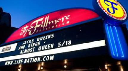 5 Seconds of Summer + The Band Camino in concerto a Denver