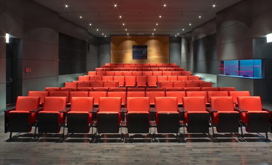 Imagen de Gary & Laura Maurer Concert Hall