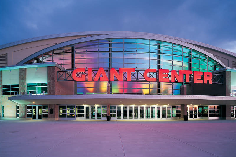 Imagen de GIANT Center