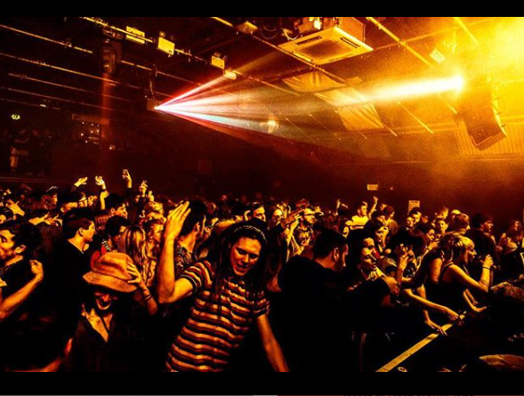 Promofoto von Concierto de Puzzle en Manchester.