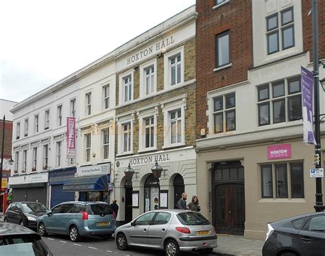 Promofoto von Concierto de Emma-Jean Thackray en Londres.