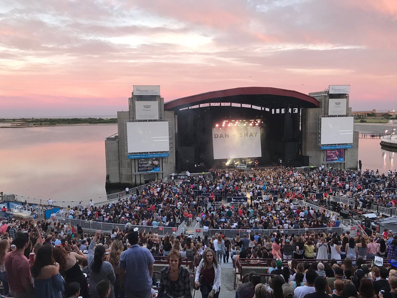 Image of Jones Beach Theater