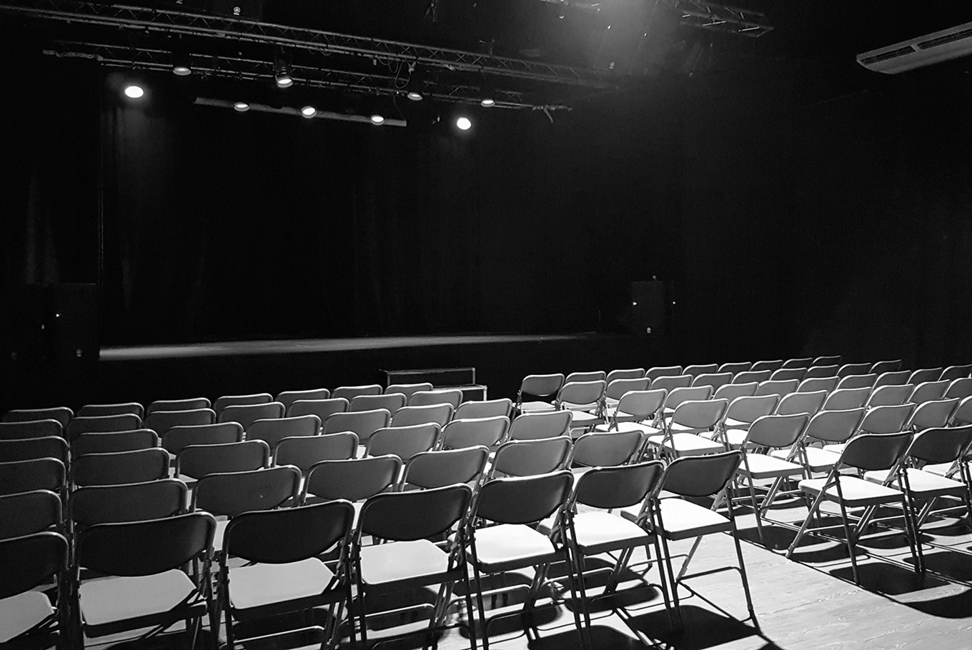 Imagen de La Cochera Cabaret