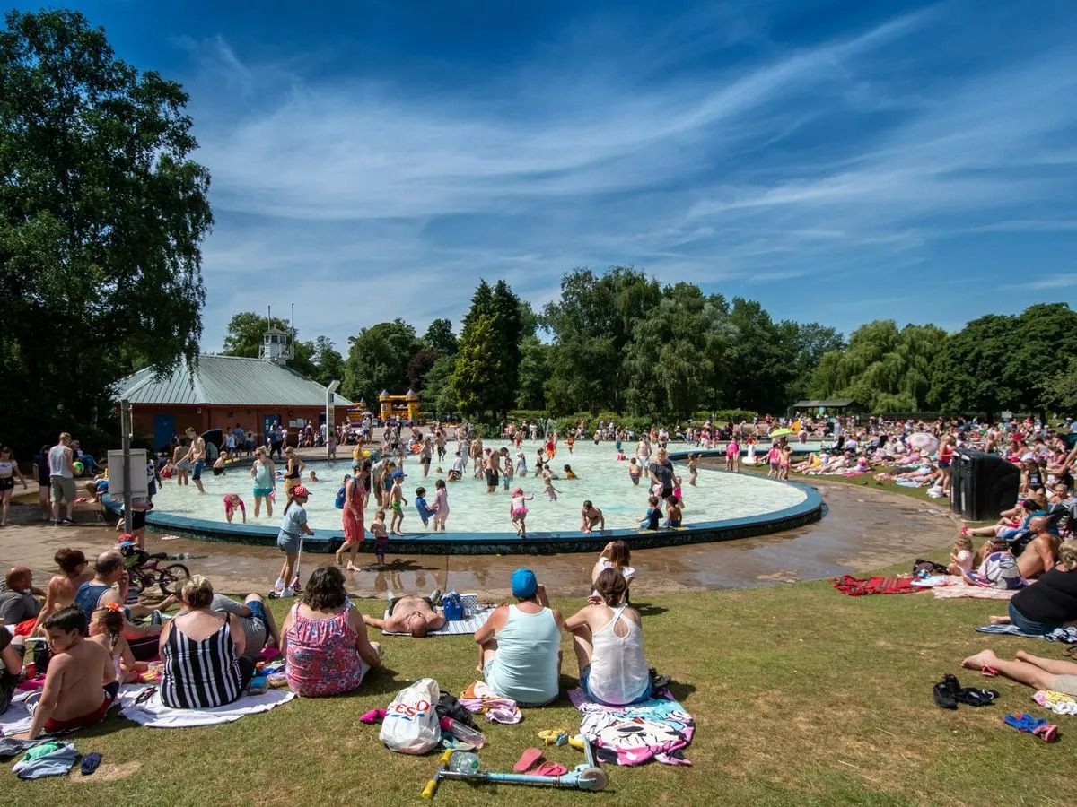 Promofoto von Concierto de Bitty McLean en Derby.