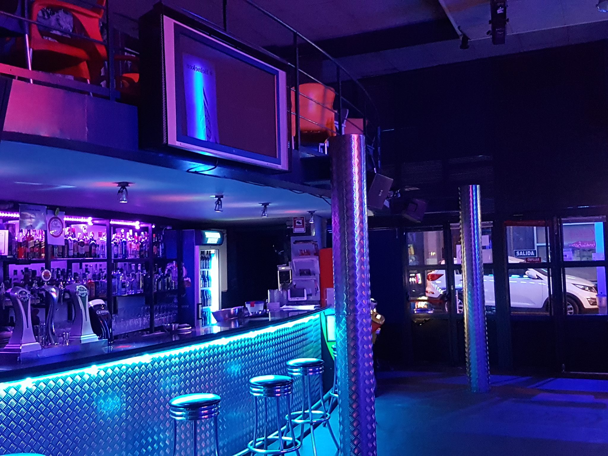 Imagen de Metropolis BAR