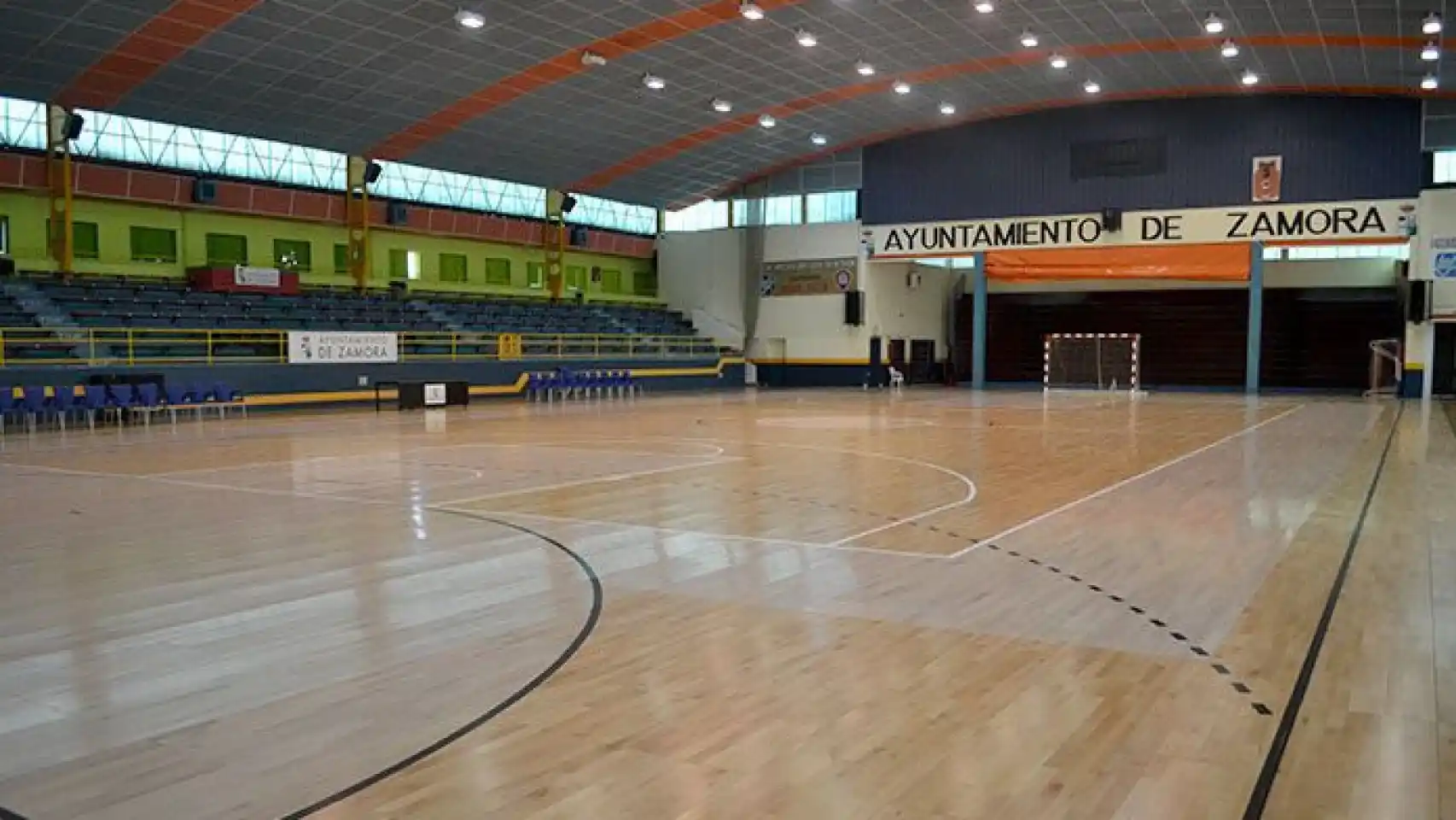 Imagen de Polideportivo Manuel Camba Zamora