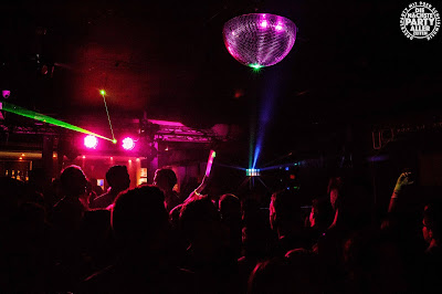 Promofoto von Concierto de Angelika Express en Frankfurt del Meno.