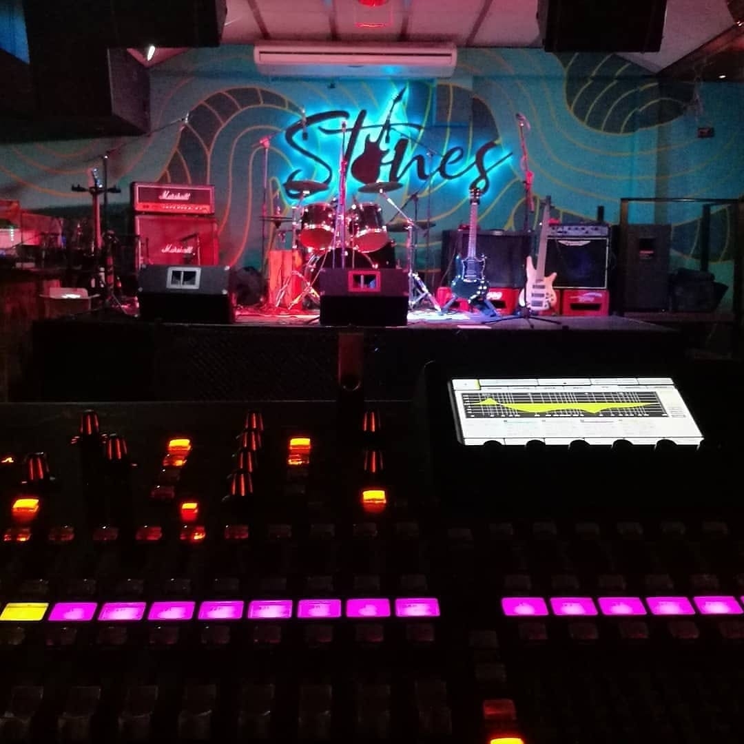 Imagen de Sala Stones