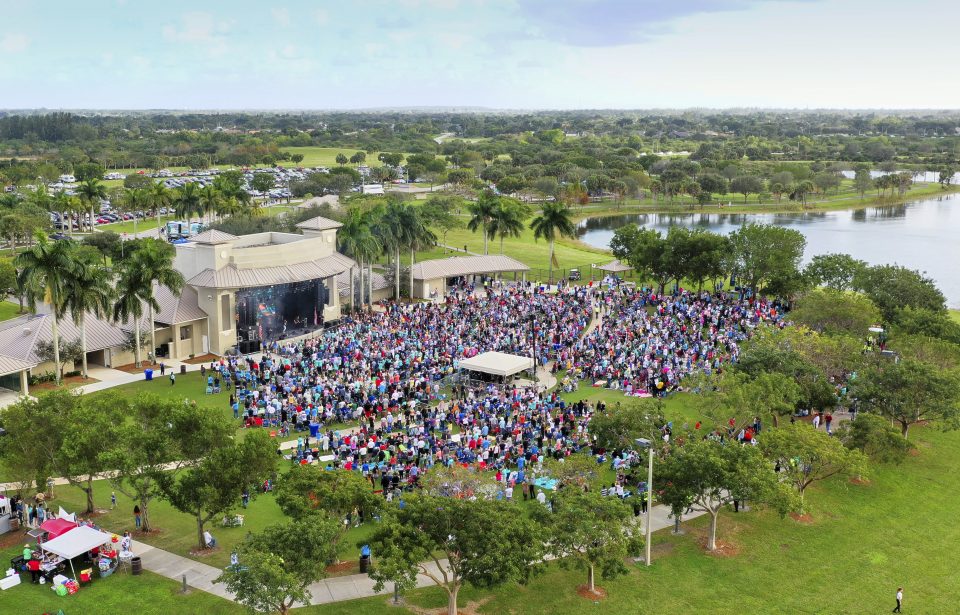 Imagen de Sunset Cove Amphitheater