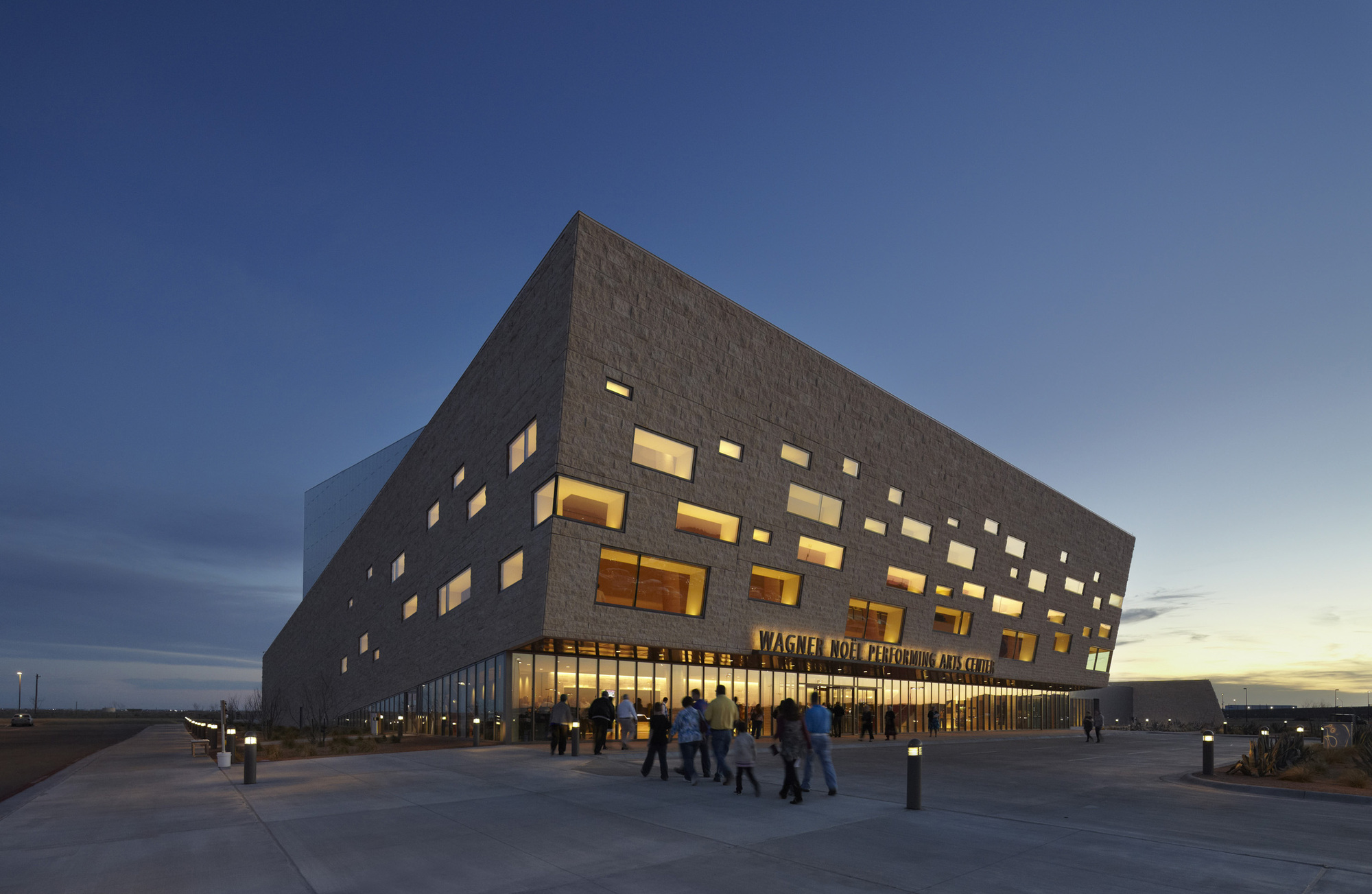 Imagen de Wagner Noel Performing Arts Center