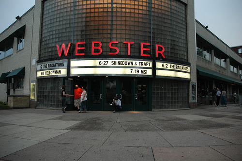 Promotional photograph of Concierto de Prof en Hartford.